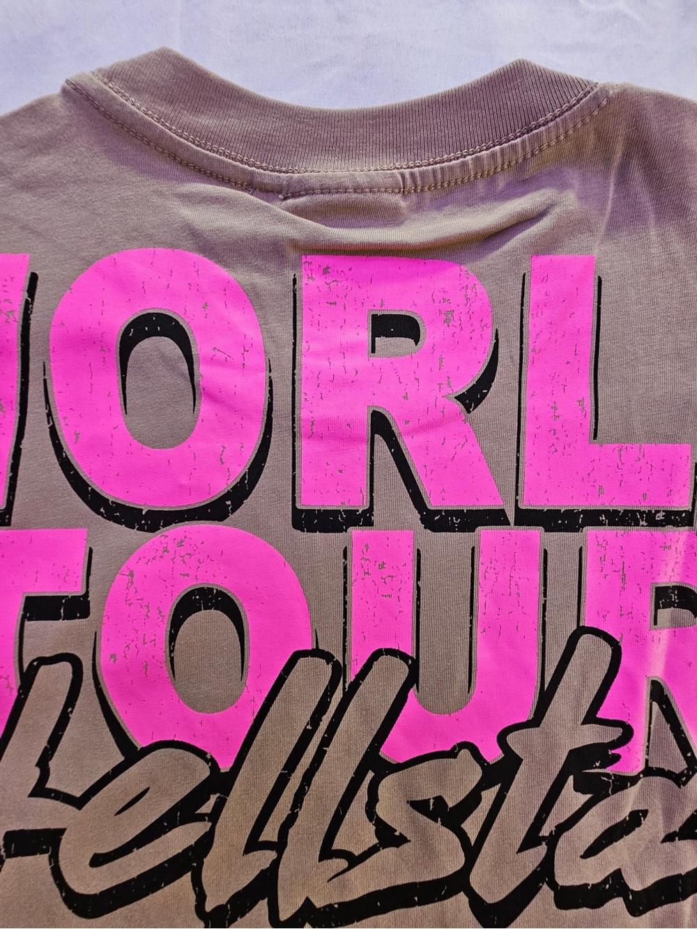 Hellstar Graphic Tee - Beige with Pink Print - Picture 6 of 8